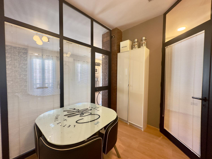 Others 5, Urbe10 Plaza de Uncibay 3 Bedrooms apatment, Málaga