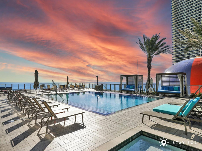 Sport & Beauty 2, Insane Ocean View Balcony Beachfront Resort Pool, Broward