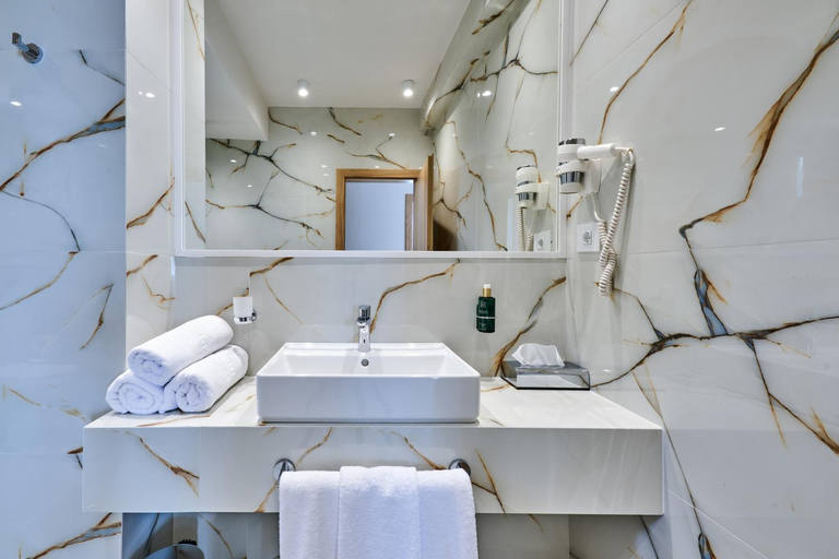 Bathroom 3, Hotel Serenity Timisoara, Timisoara