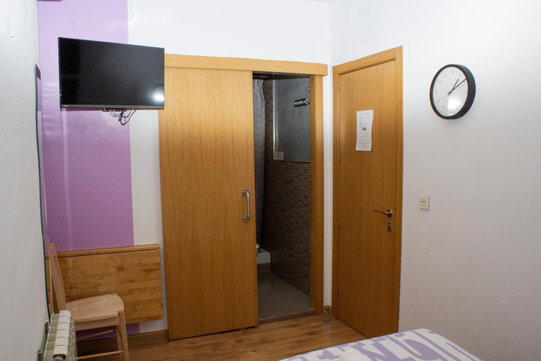 Bedroom 3, Hostal Abel Victoriano, Madrid