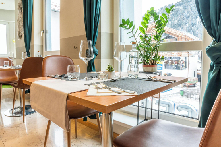 Food & Drinks 3, Tia Monte, Landeck