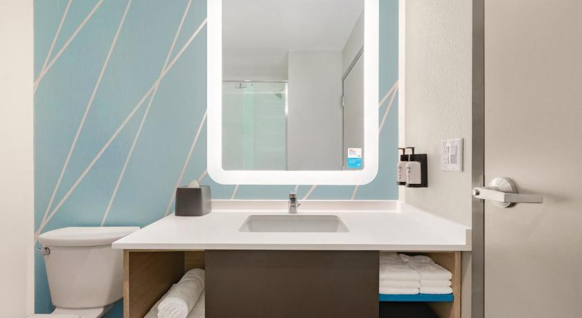 Bathroom 5
