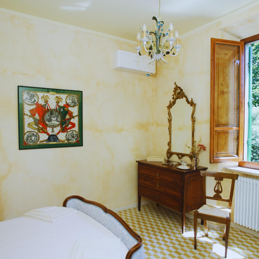Bed, Villa Lulli affittacamere, Arezzo