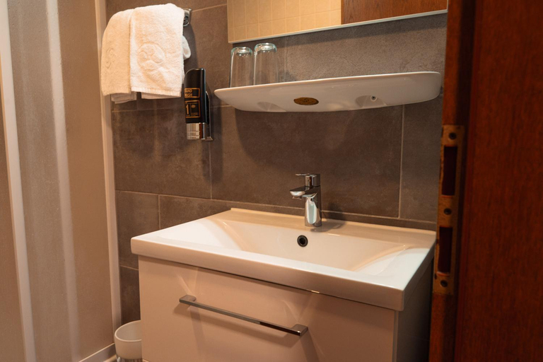 Bathroom 5, Gastehaus - Kipfenberg, Eichstätt