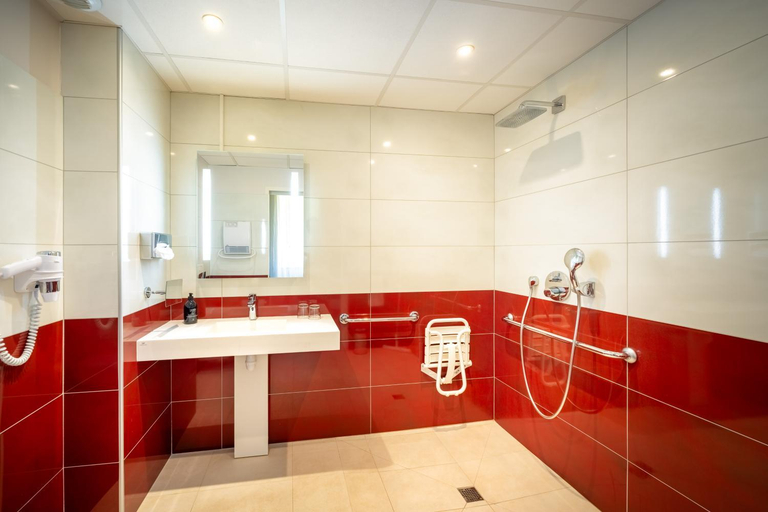 Bathroom 5, Le Prieure Correze, Corrèze