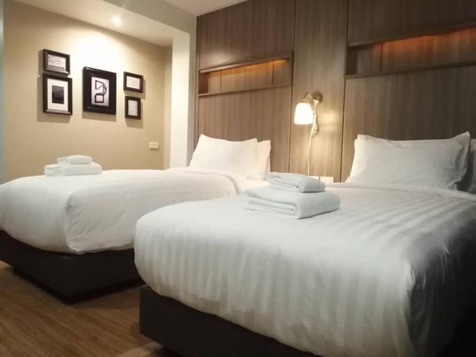 Bedroom 25