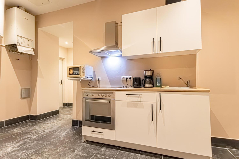 Others 5, Wiener Stadthalle Boutique Rooms - ideal for couples, Wien