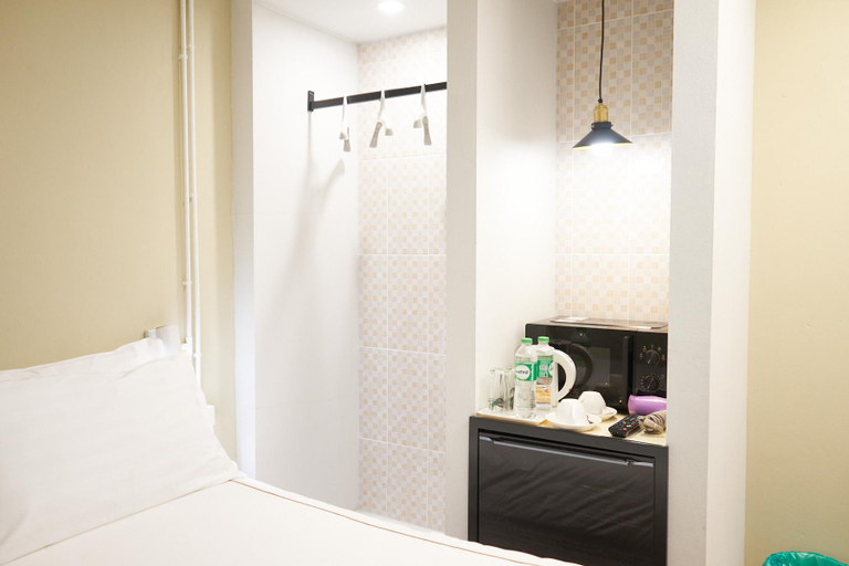 Bathroom 6