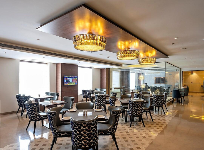 Food & Drinks 5, Geeta Sarovar Portico Panipat, Panipat