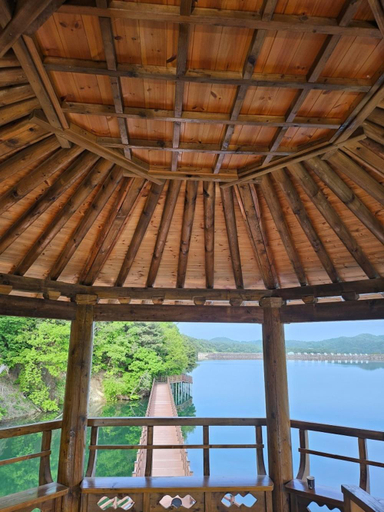 Others 3, Seonbichon Lake Pension, Yeongju