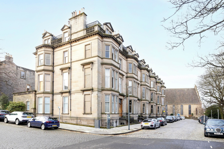 Exterior & Views 2, Spacious 2-Bedroom Ground Floor Flat, Edinburgh