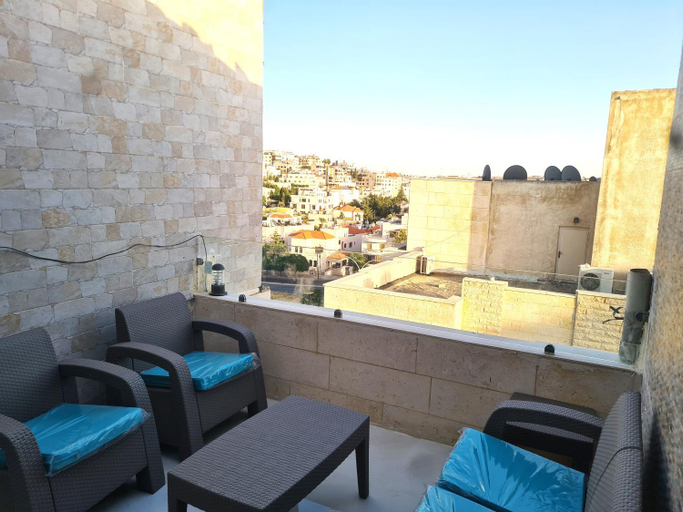 Food & Drinks, Dair Ghbar Gate Apartments, Amman