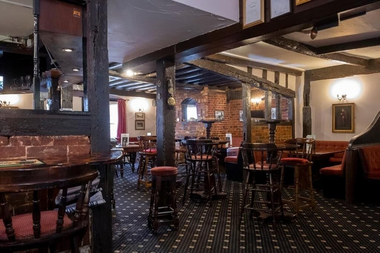 Food & Drinks 5, the crown hotel, Hampshire