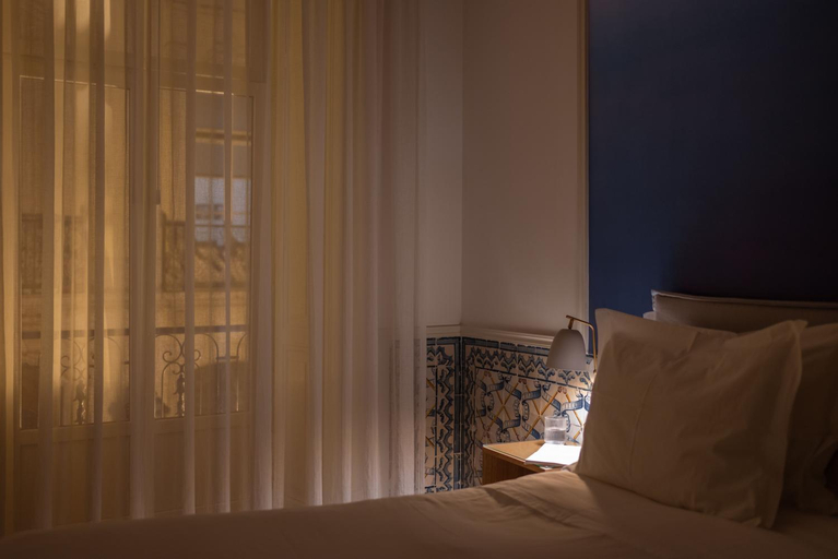 Bedroom 2, Boutique Chiado Apartments & Suites, Lisbon