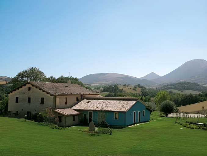 Exterior & Views 5, Le Calvie, country house, Macerata
