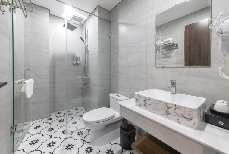 Bathroom 4, Green LP Hotel & Apartment, Vũng Tàu