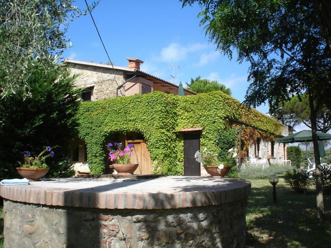 Exterior & Views 2, Borgo Valmarina, Grosseto