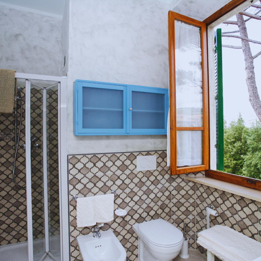 Shower 5, Villa Lulli affittacamere, Arezzo