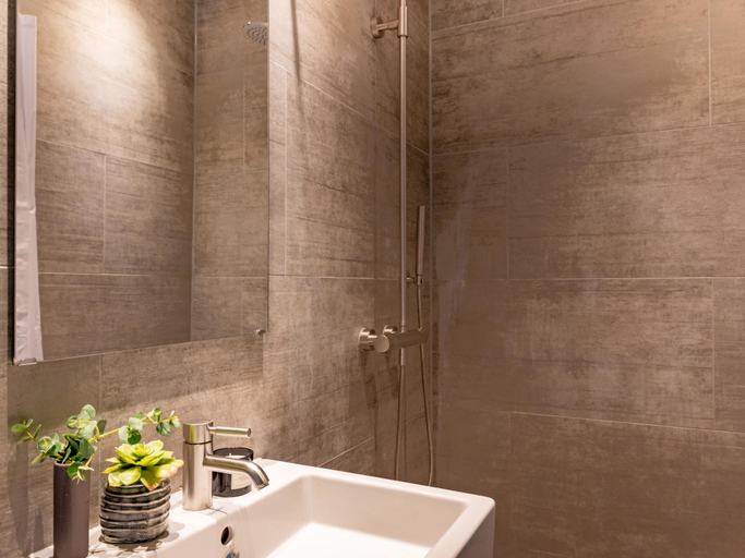 Bathroom 2, Sanders Shield - 3 bedroom apartment with balcony, Copenhagen