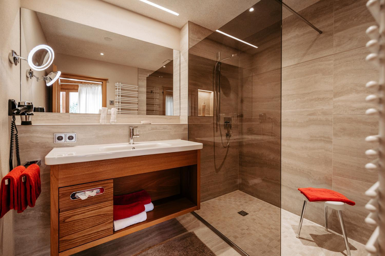 Bathroom 4, Hotel Leitner, Bregenz