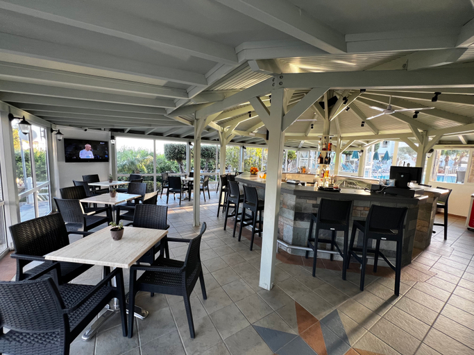 Food & Drinks 3, Nikolas Villas, Crete