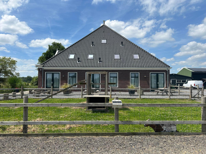 Others 5, B&B Zunderdorp, Amsterdam