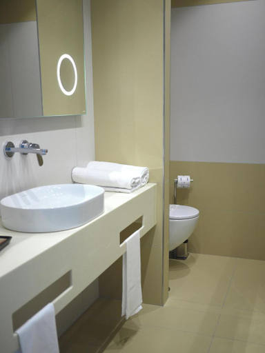 Bathroom 4, Reginna Palace Hotel, Salerno