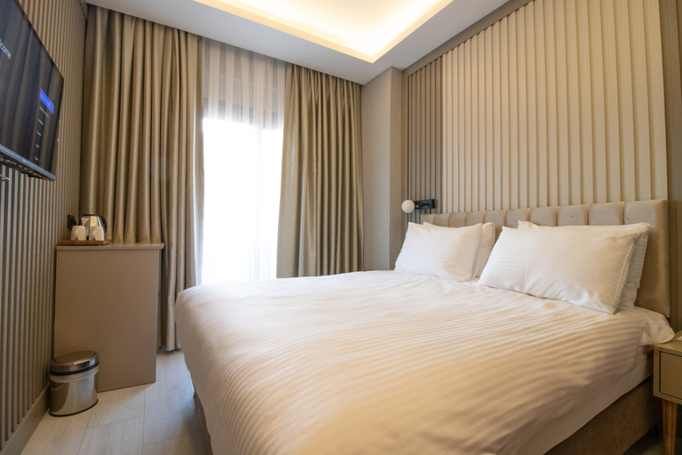 Bedroom 3, The Galata Glory Hotel, Beyoğlu