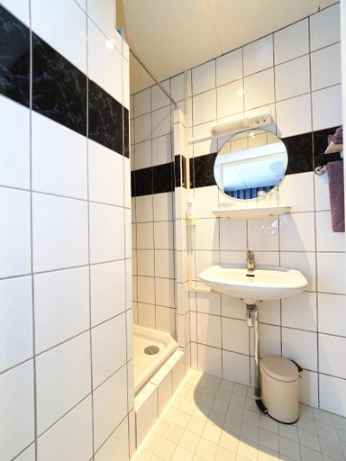 Bathroom, Hotel t Heerenlogement, Harlingen