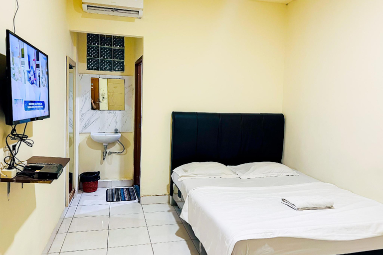 Bedroom 9