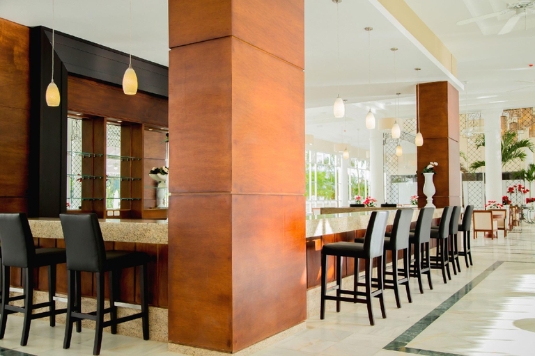 Food & Drinks 5, Bahia Principe Luxury Runaway Bay – All Inclusive - Adults only