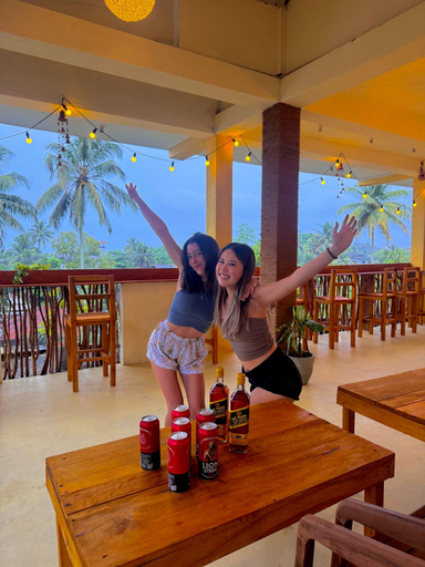 Food & Drinks 3, Wake N Flow, Weligama