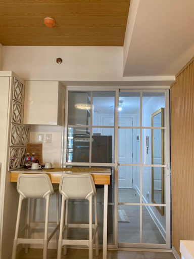 Others 5, Suite Solacity - Azure North, San Fernando City