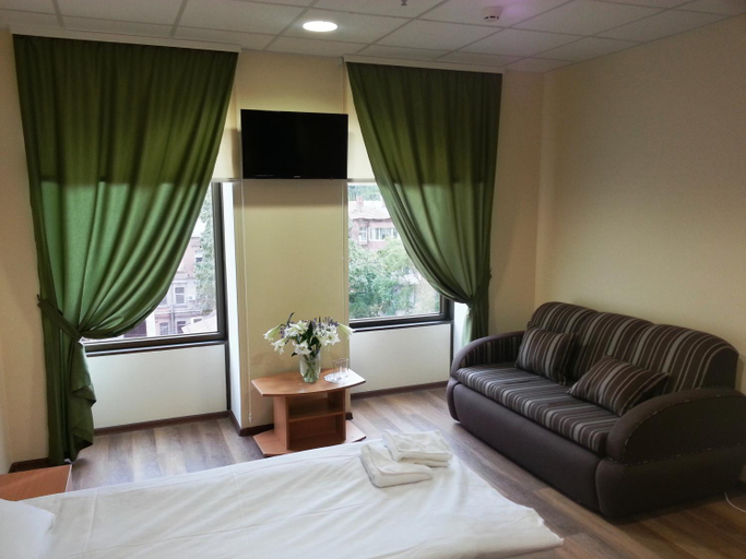 Bedroom 2, 7 Days City Hotel, Dnipropetrovs'ka