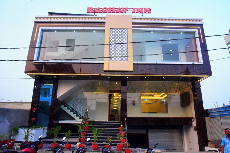 Exterior & Views 2, Hotel Raghav Inn, Faizabad