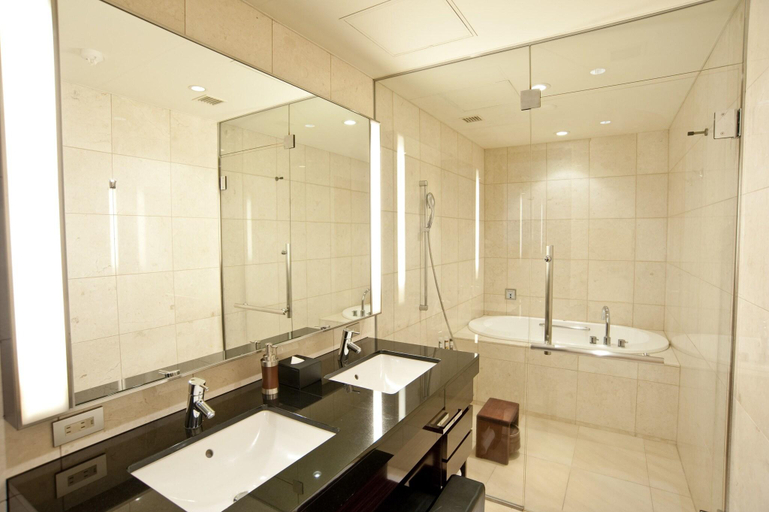 Bathroom, Hakone Suishoen, Hakone