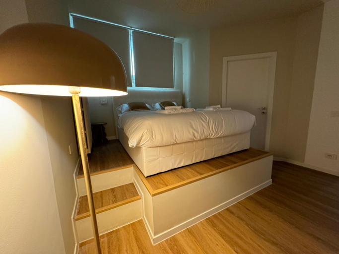 Others 4, D-HOME Suites, Milano