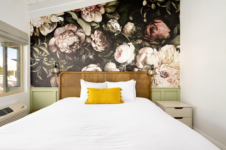 Bedroom 3, Fleur Noire Hotel, Riverside