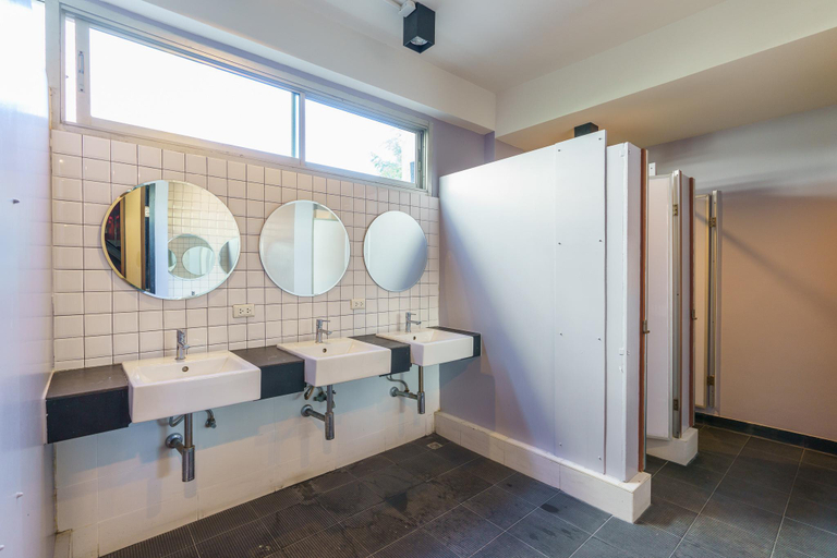 Bathroom 17