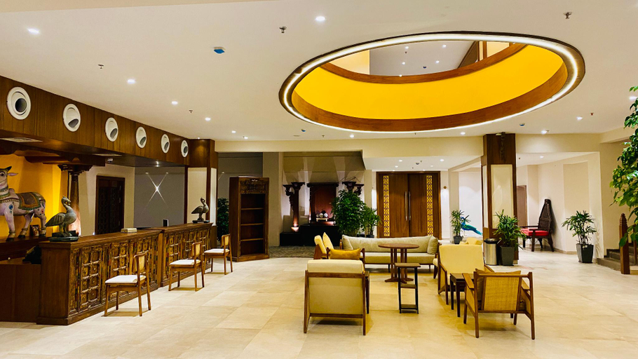 Public Area, Pukhraj Club and Resort, Ujjain
