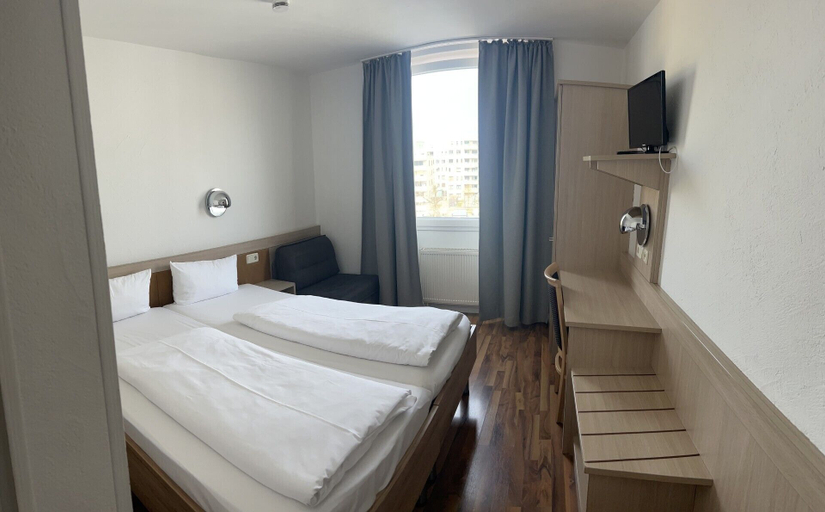 Bedroom 4, Hotel Imperial, München