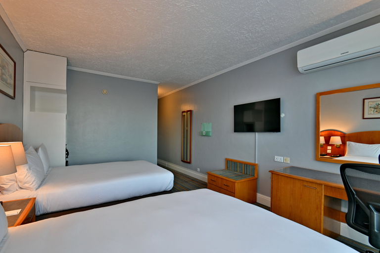 Holiday Inn BULAWAYO - Tap to explore photos