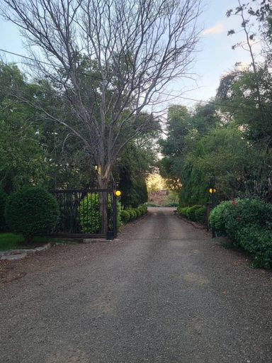 Others 5, Adrenaline Lodge and Tours, Livingstone