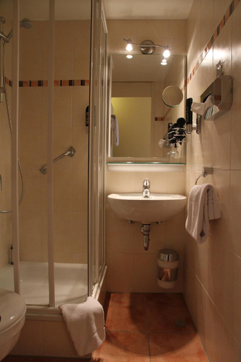 Bathroom 4, TOP Hotel Amberger Wuerzburg, Würzburg