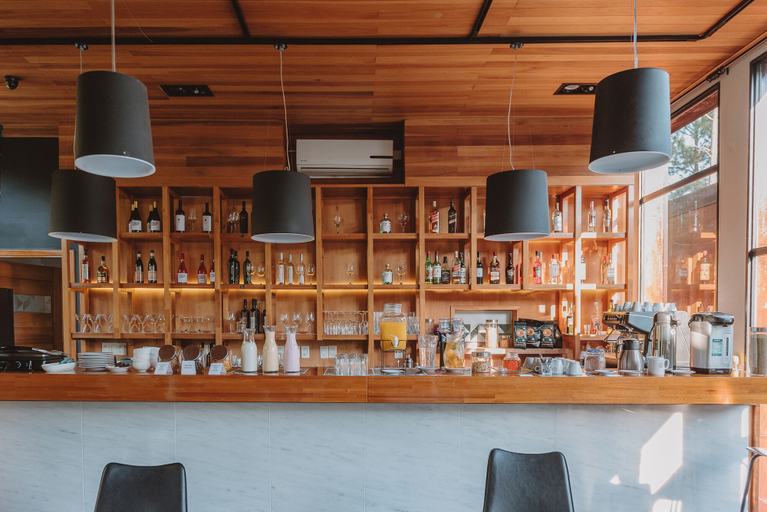 Food & Drinks 5, Puerto Dijama, n.a382