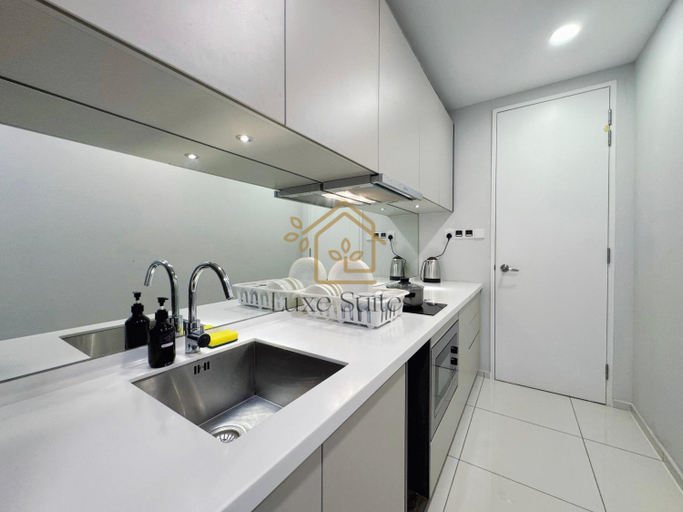 Dining Room 10