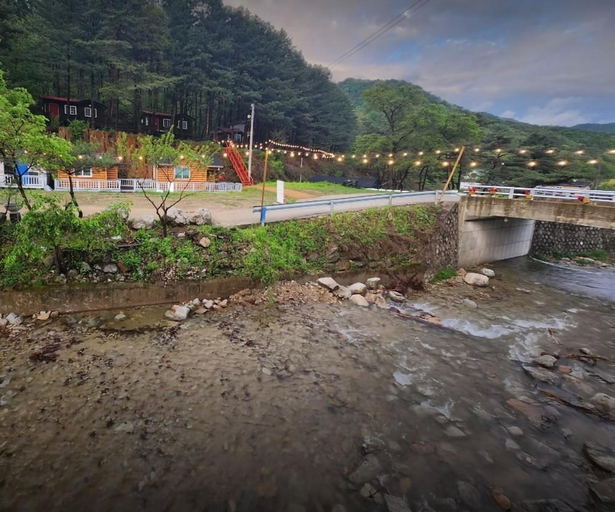 Others 2, Gongjak Mountain Recreational Forest Pension, Hongcheon