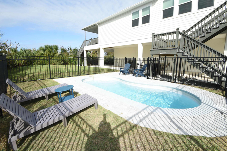 Room 5, Casa Blanca 3 2 New Beach Home With Heated Pool, Flagler