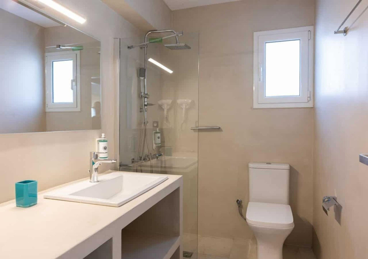Bathroom 4, Costa Vasia Suites Apartments, Peloponnese