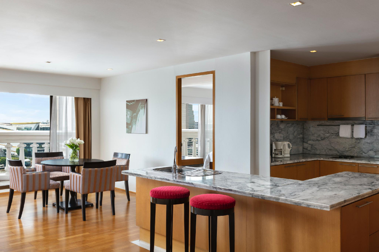 Dining Room 21